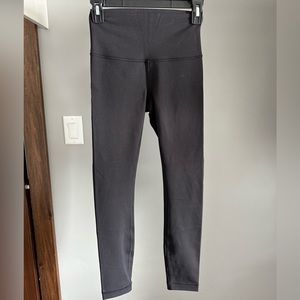 Lululemon Wunder under full-on Luon 28” size 4 leggings